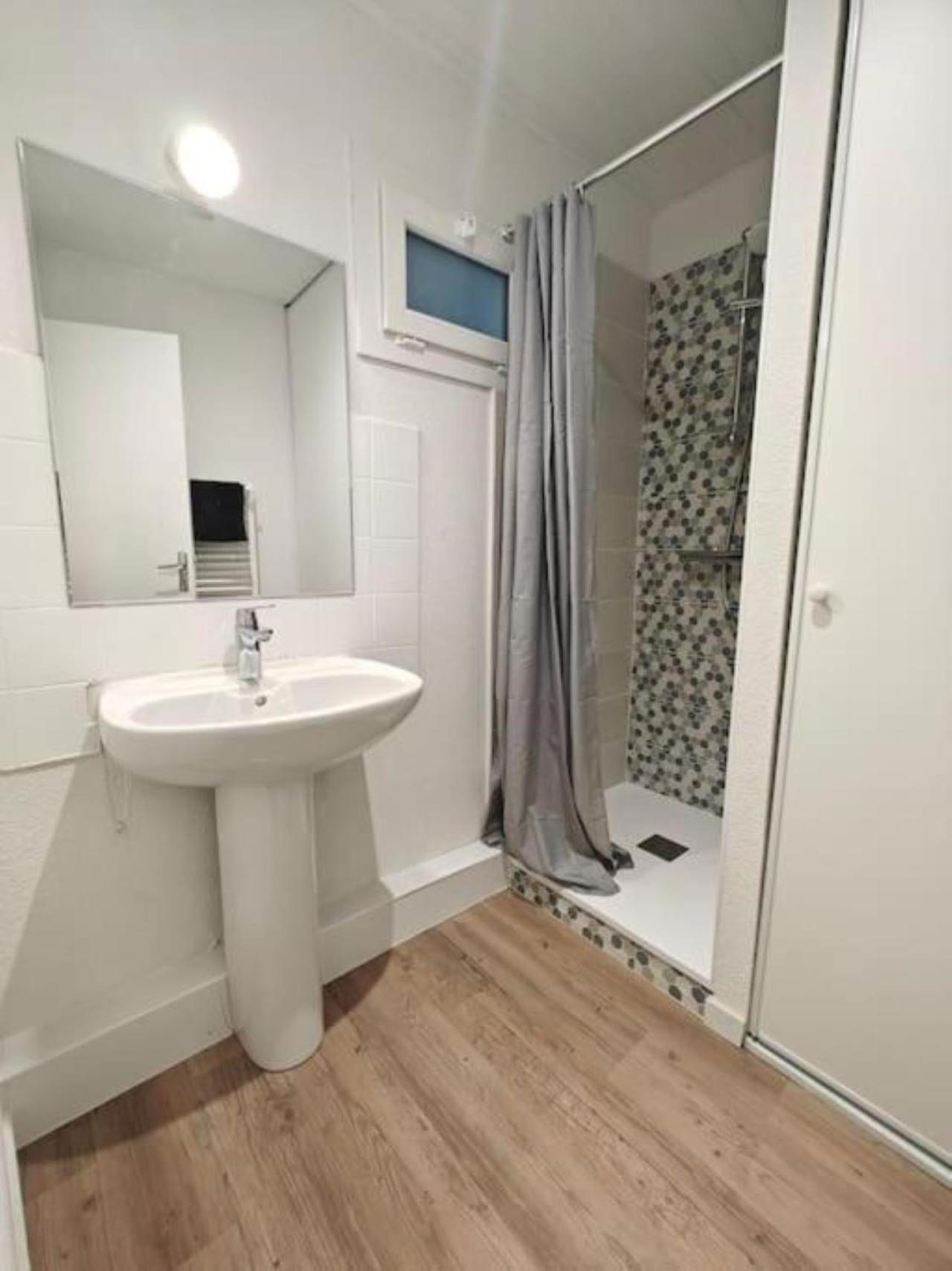 Logement Entier Style Chalet - 1 A 5 Pers - Langon  Εξωτερικό φωτογραφία